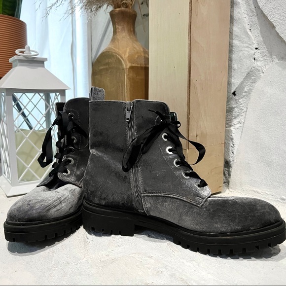 Velvet Combat Boots - Picture 5 of 9